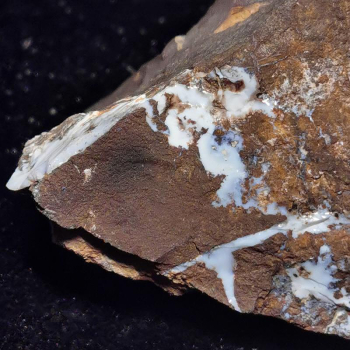 Opal-Matrix Rohstein