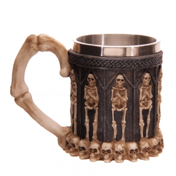 Bierkrug Totenkopf Gruft