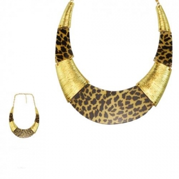 African Animal Collier