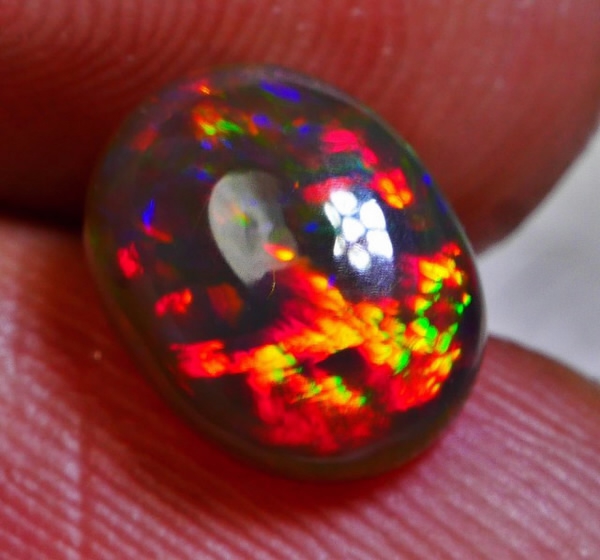 Bright Welo Opal