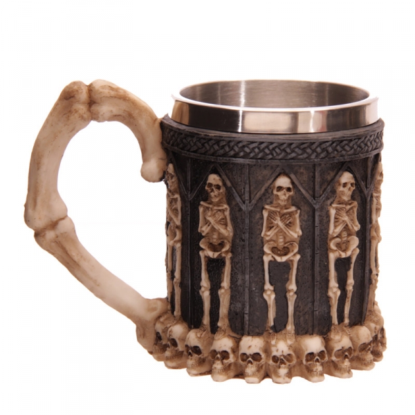 Bierkrug Totenkopf Gruft
